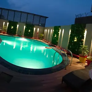 Surasena Regal Vista Agra Hotel
