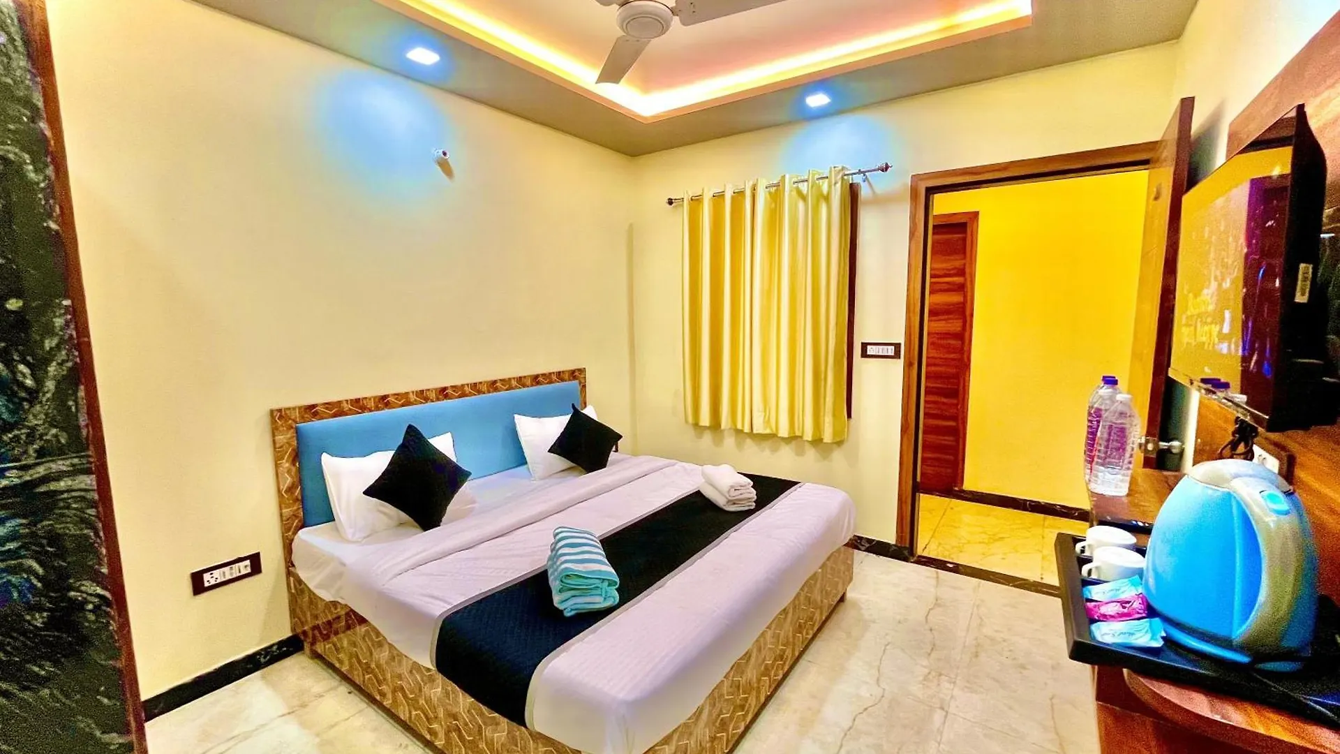 Ys Taj Hotel - Agra